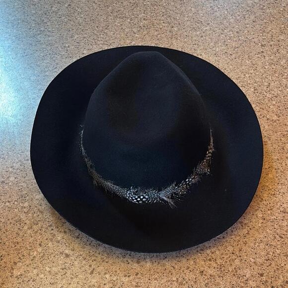 Elegant Black Fedora Hat - Picture 1 of 7